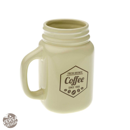 TAZA CON FORMA JARRA CREMA