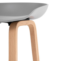 TABURETE RON COLOR GRIS ALTO